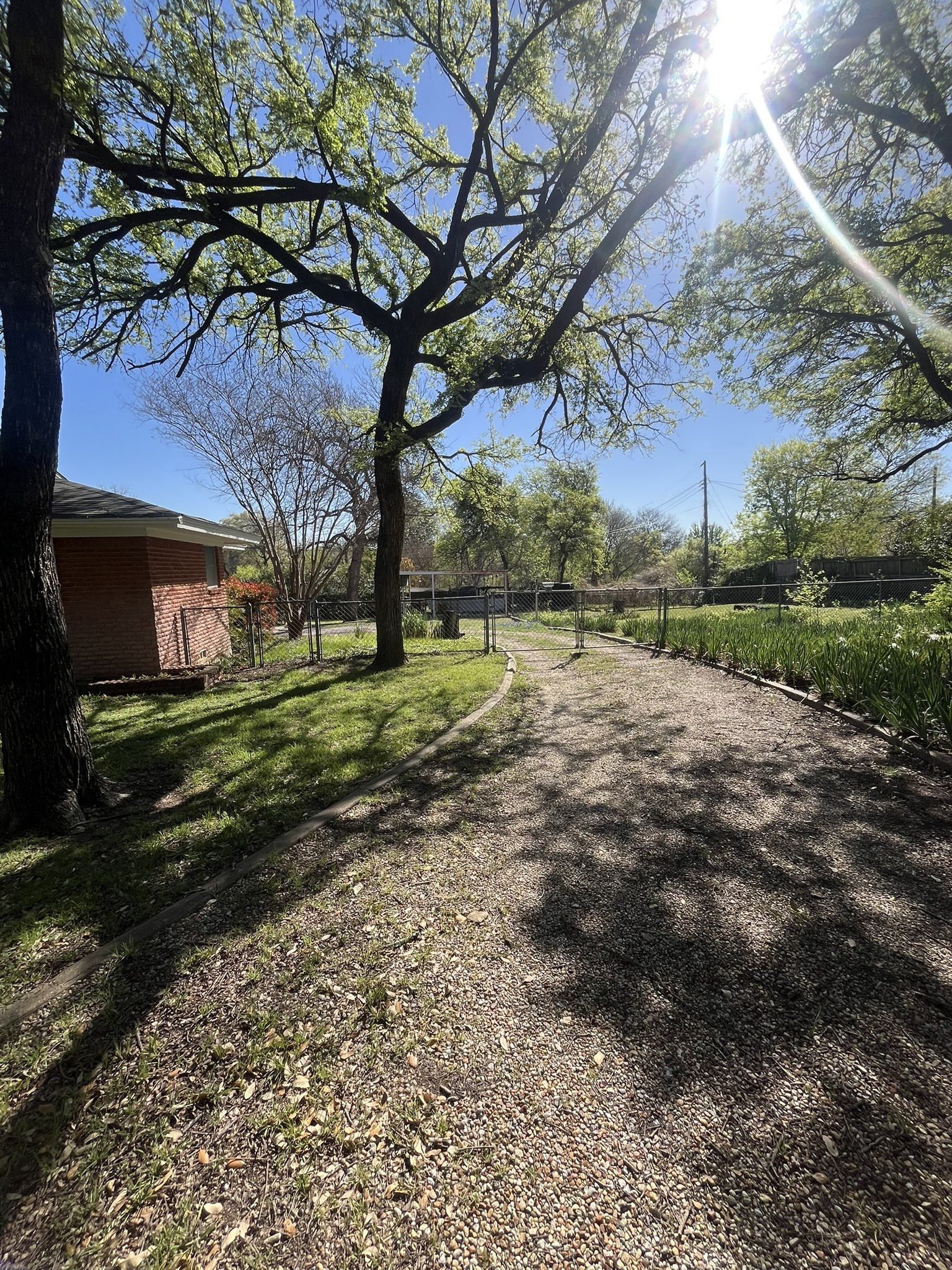 111 Lakeridge Road Lakeside TX 76108