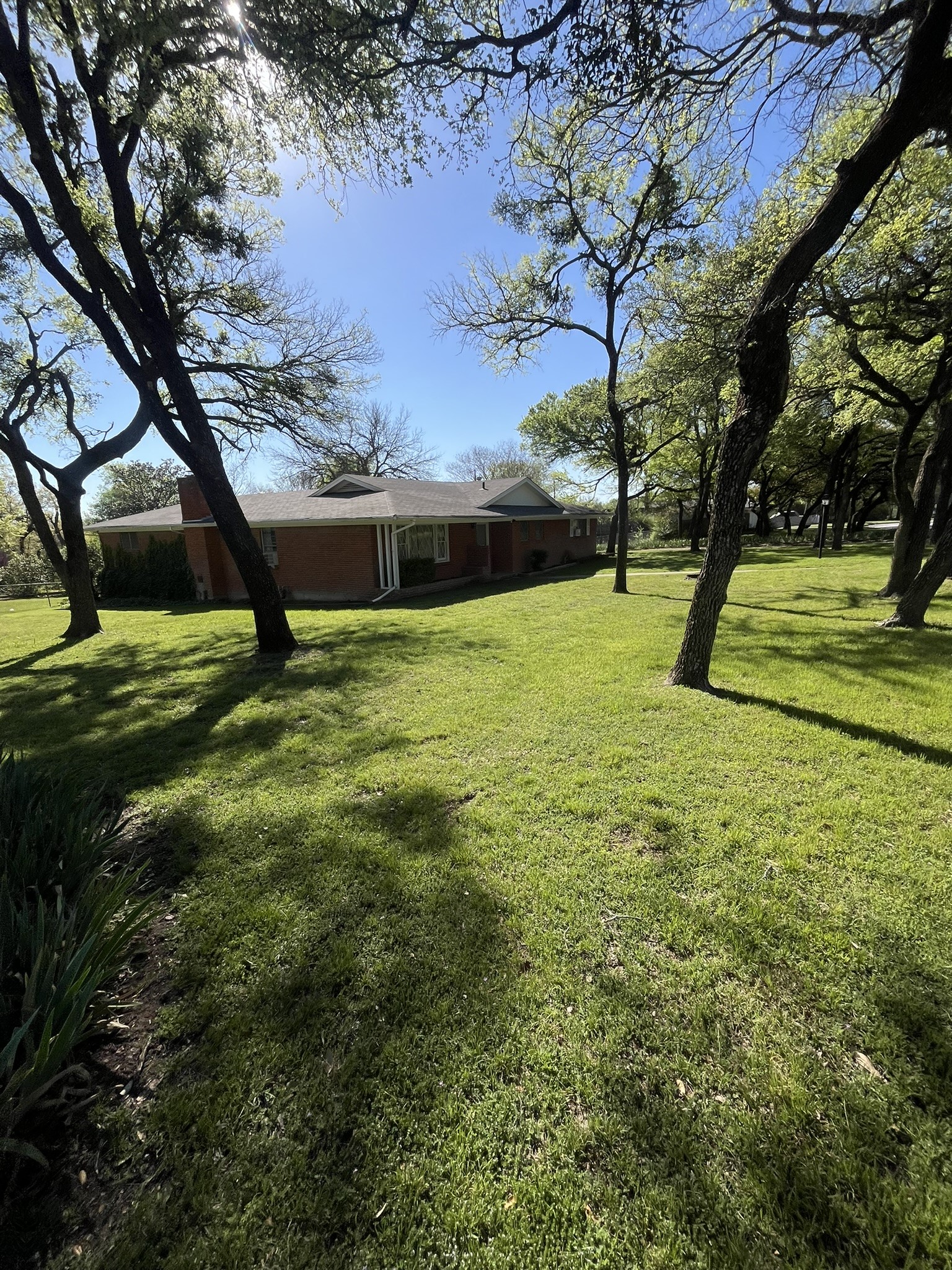 111 Lakeridge Road Lakeside TX 76108