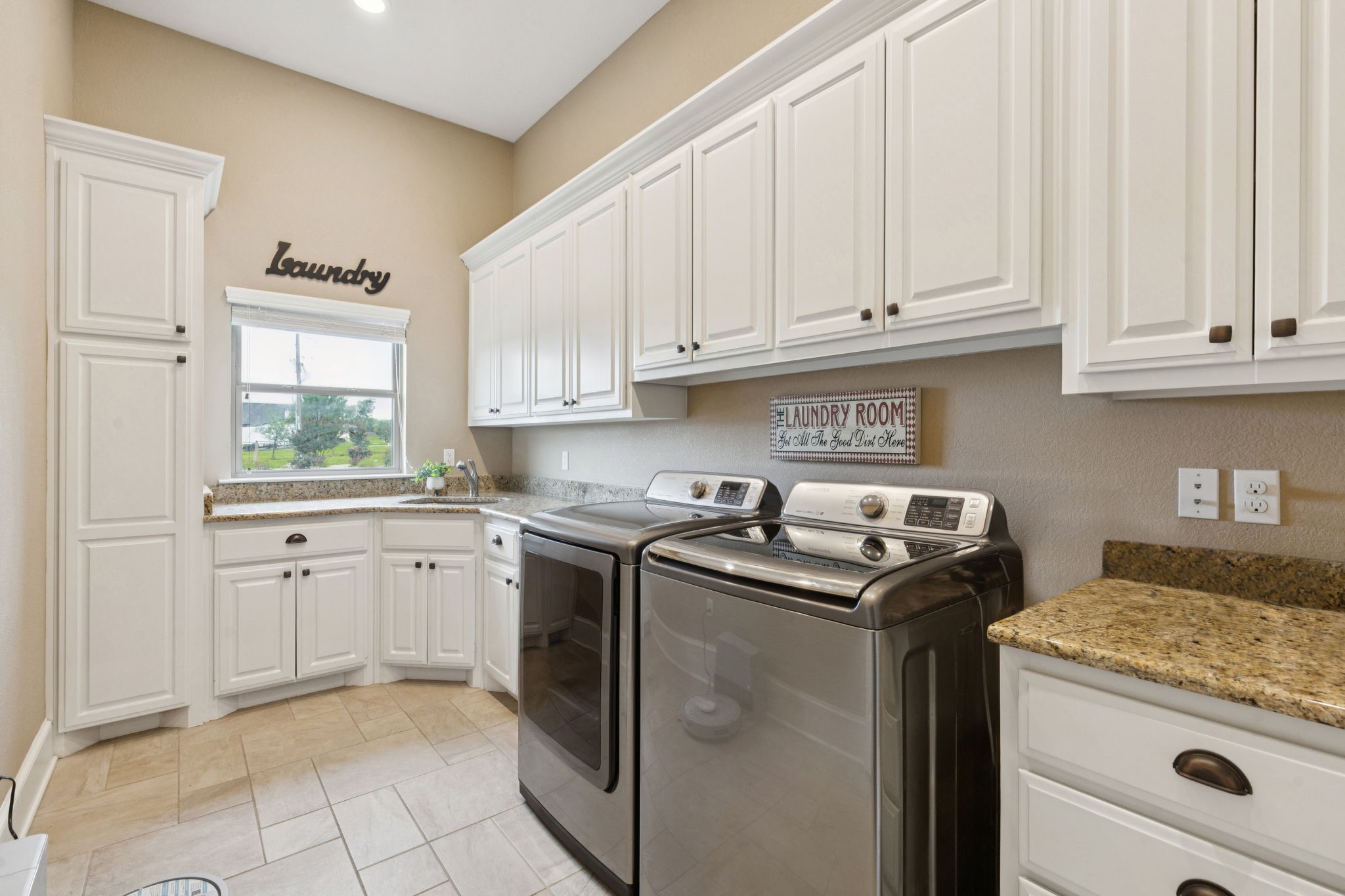 320 Tate Circle Sherman TX 75090