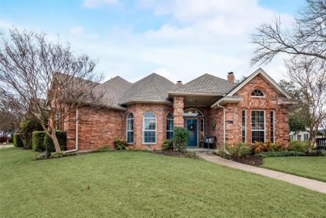 1315 Thistlewood Drive Desoto TX 75115