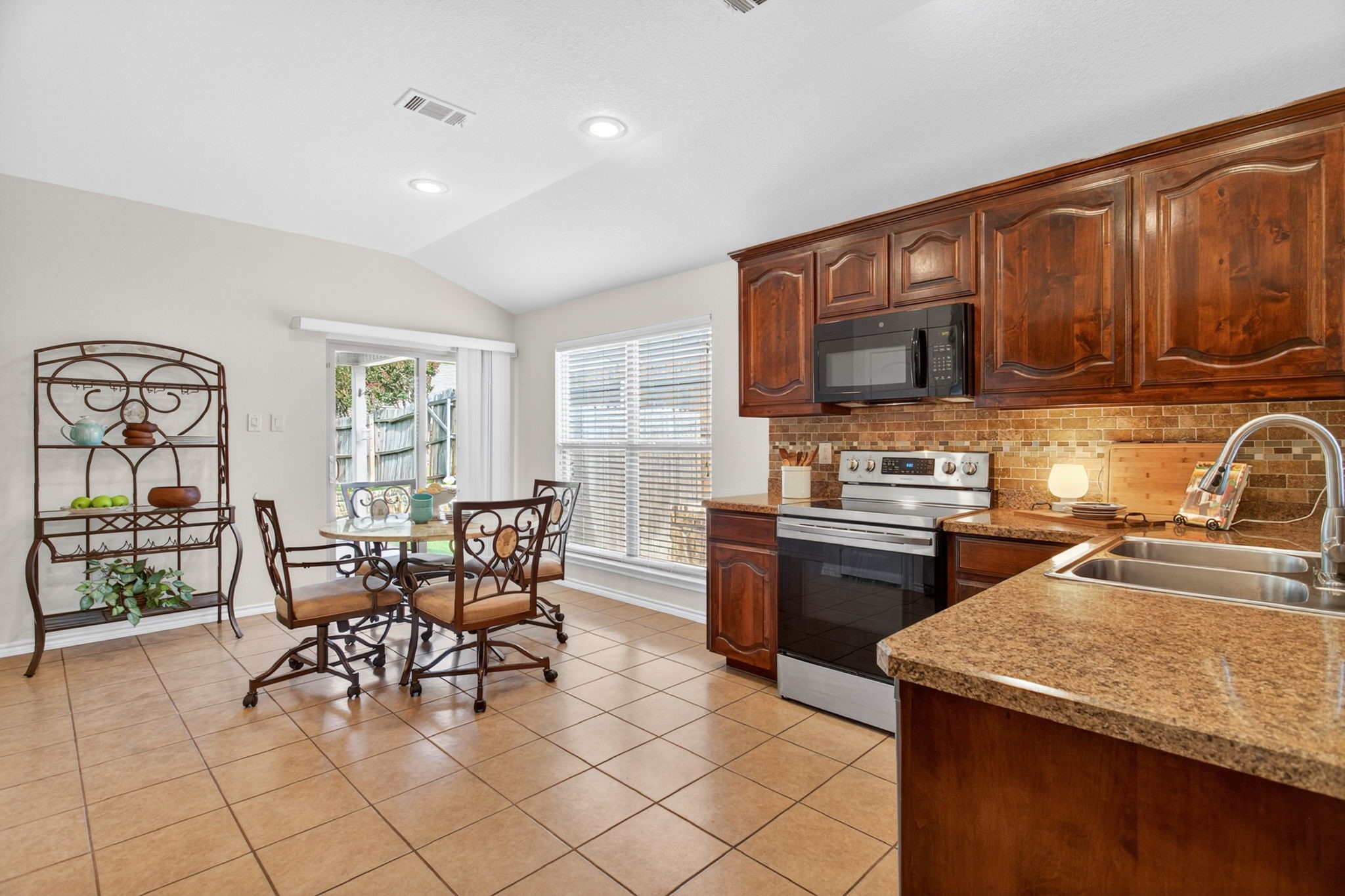 5069 Britton Ridge Lane Fort Worth TX 76179