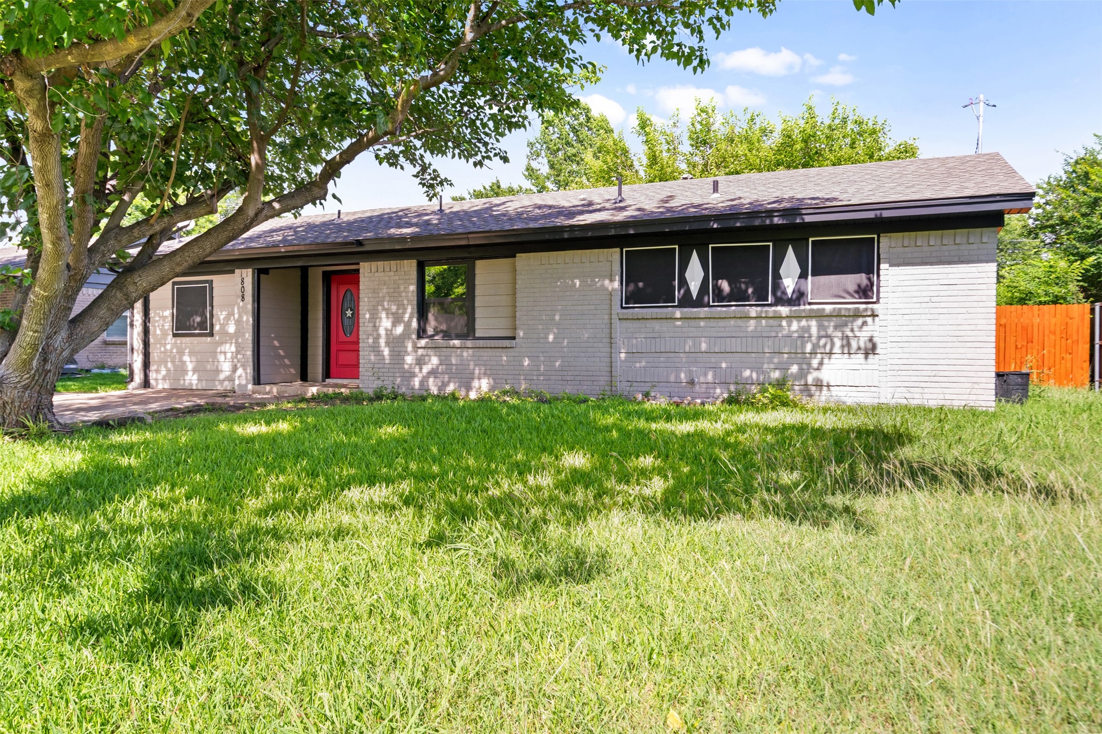 808 Bluebonnet Lane Mesquite TX 75149