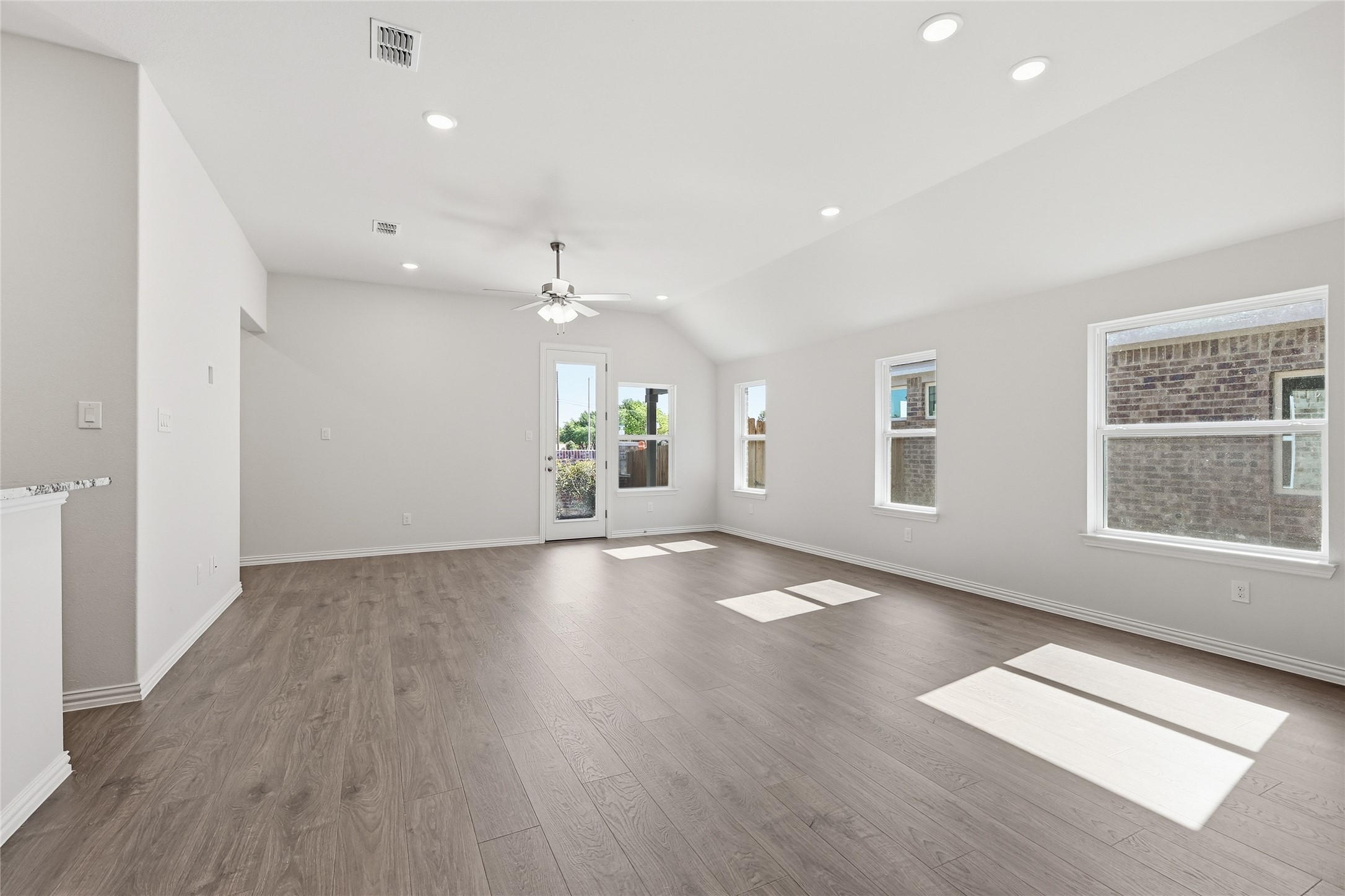 1423 Odette Drive Arlington TX 76013