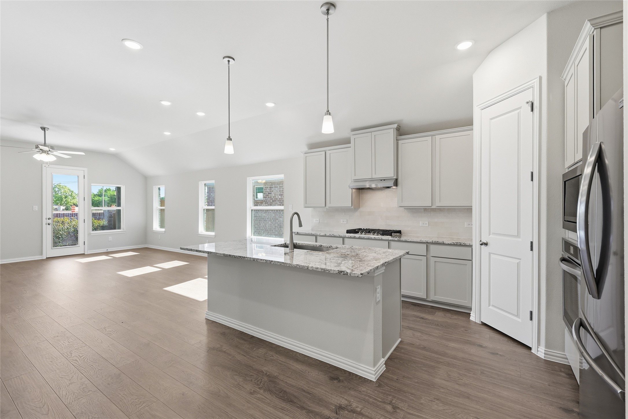 1423 Odette Drive Arlington TX 76013
