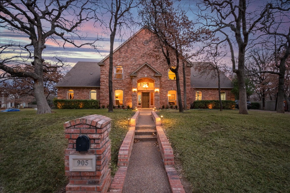 905 Shadywood Street Southlake TX 76092