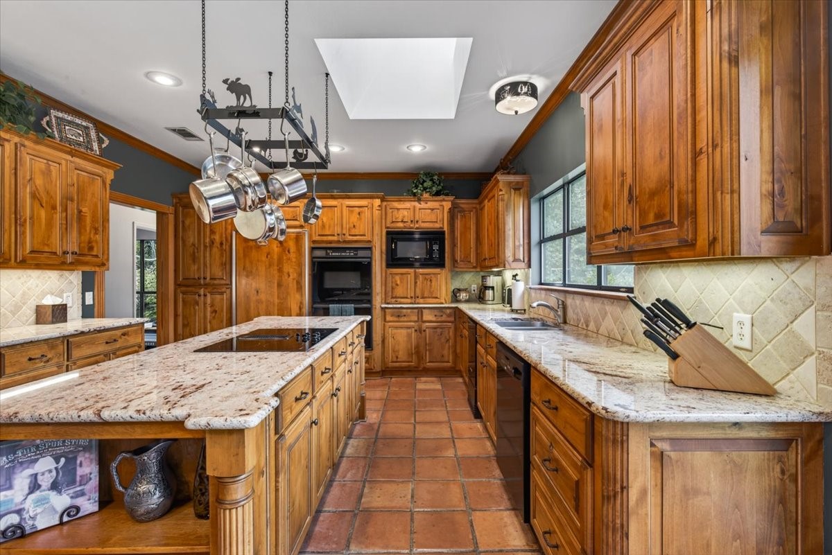 906 Valle Vista Drive Athens TX 75751