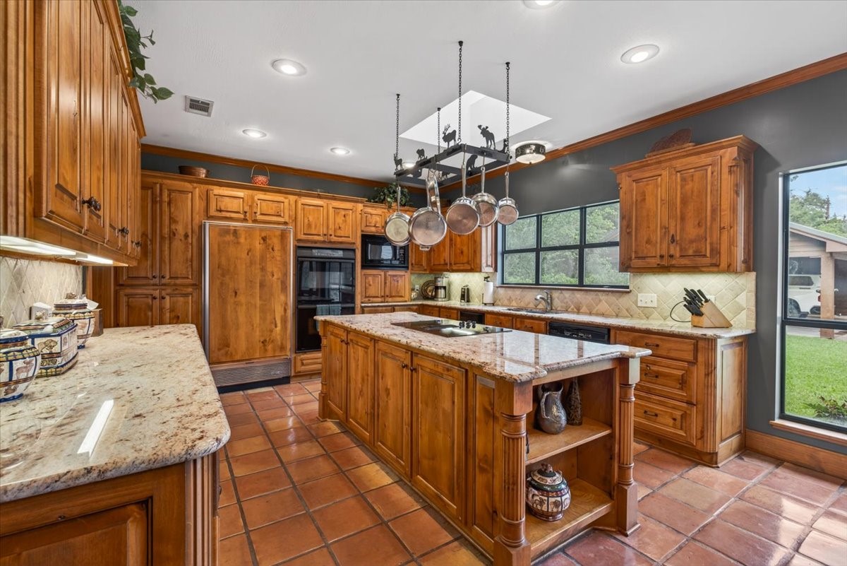 906 Valle Vista Drive Athens TX 75751
