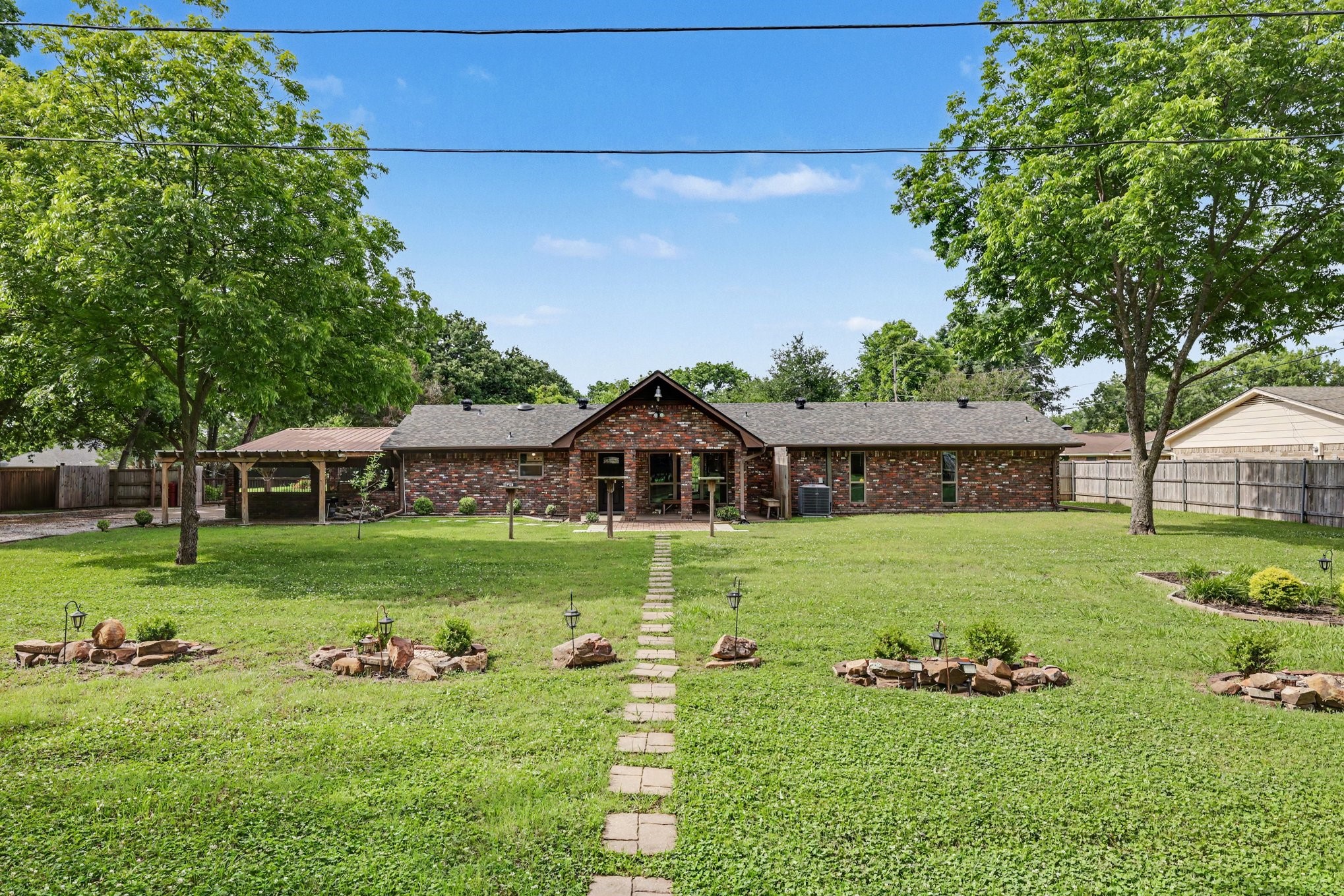 805 Wes Michael Road Bonham TX 75418