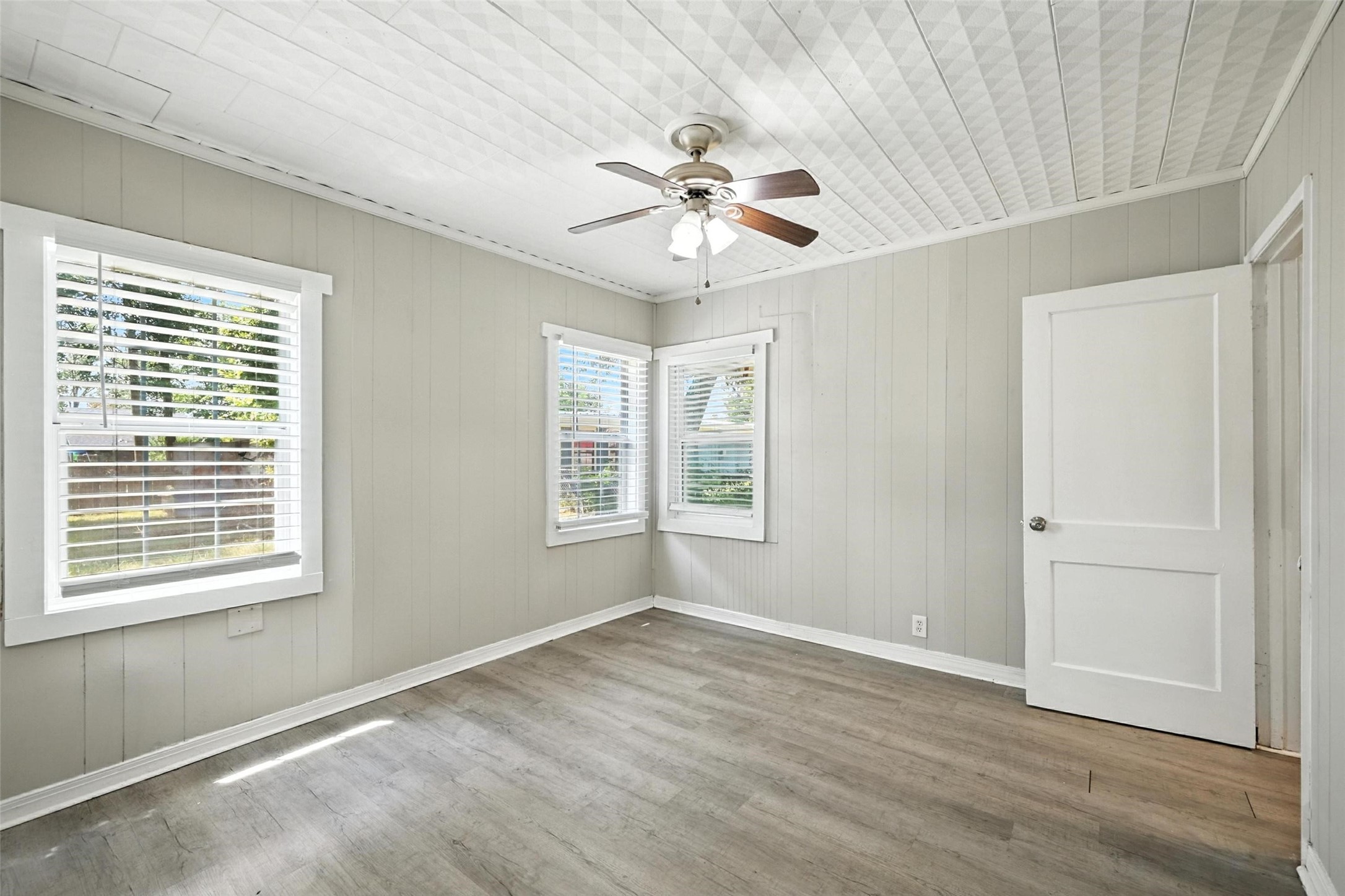 204 Graham Avenue Bonham TX 75418