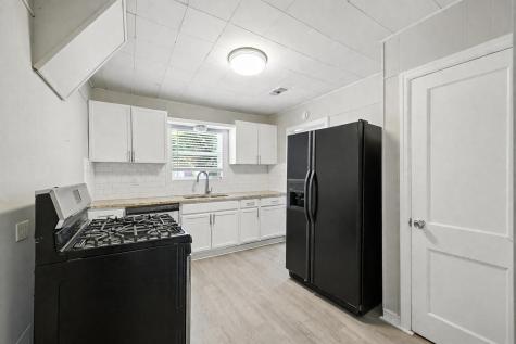 204 Graham Avenue Bonham TX 75418