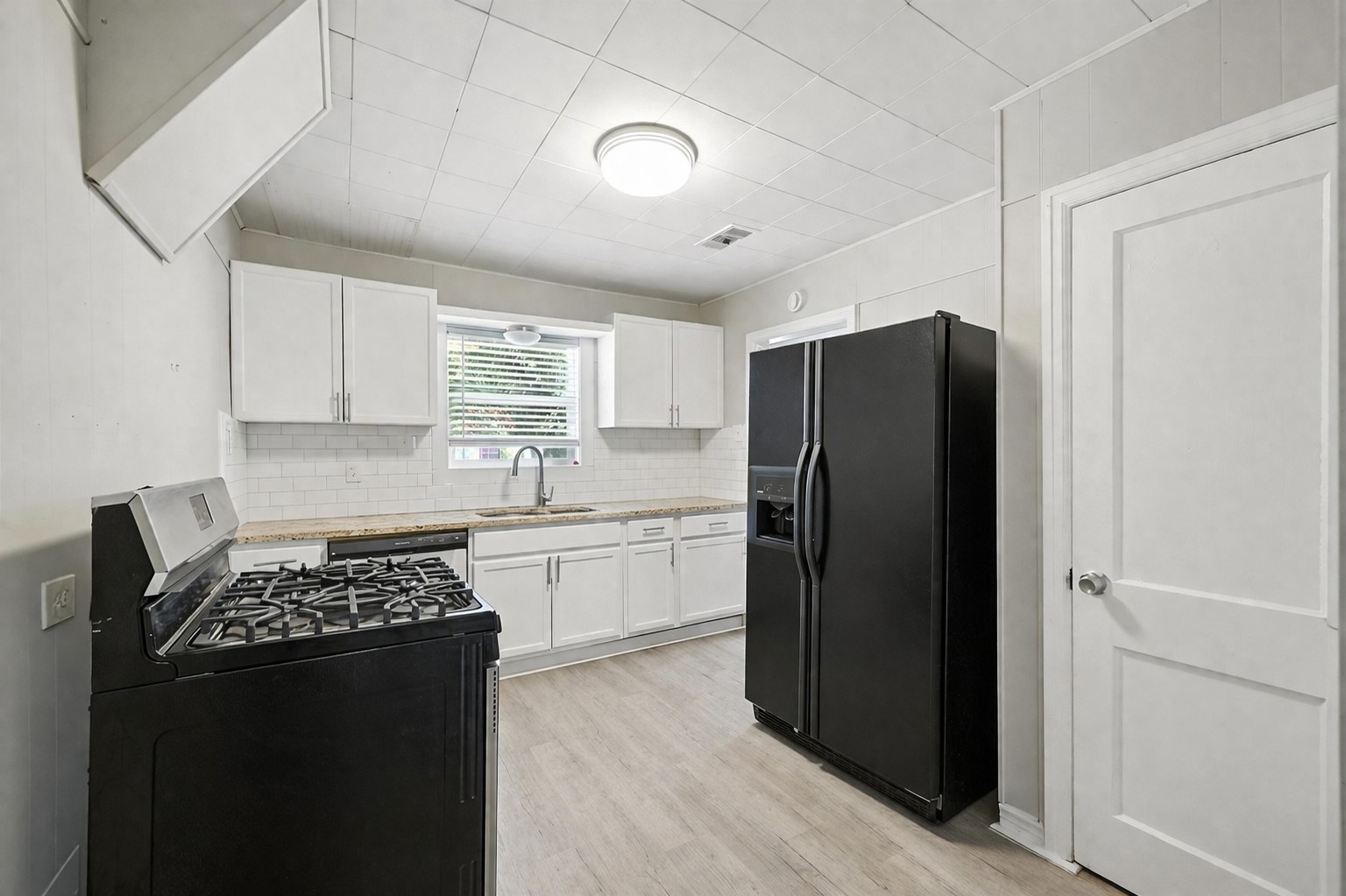 204 Graham Avenue Bonham TX 75418