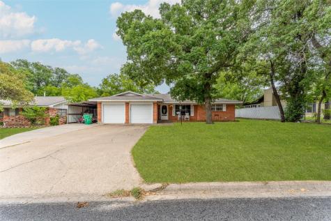 1520 W Overhill Drive Stephenville TX 76401