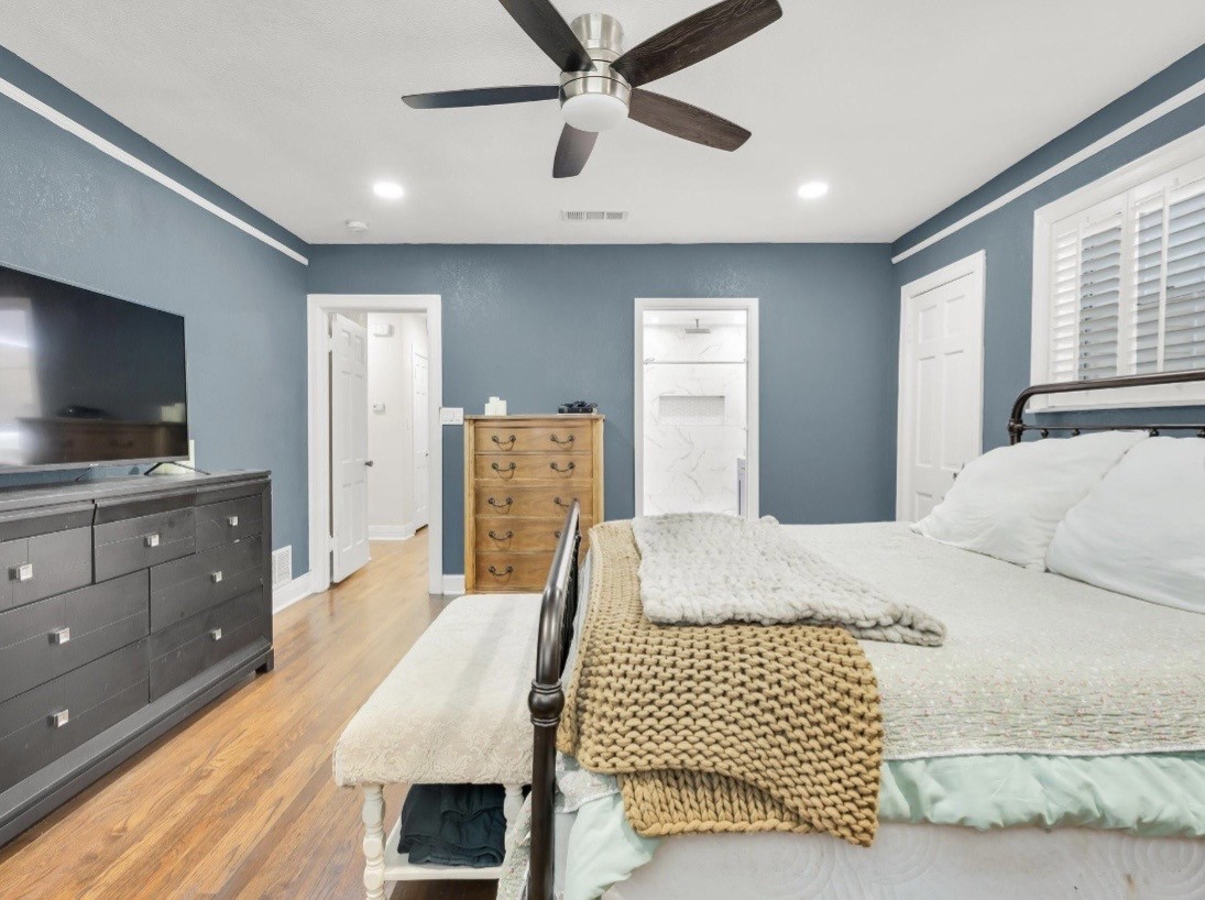 2233 Goldenrod Avenue Fort Worth TX 76111