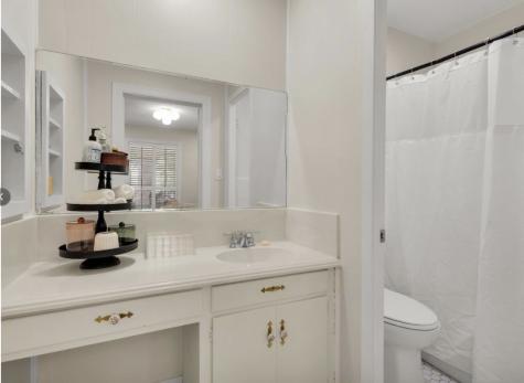 2233 Goldenrod Avenue Fort Worth TX 76111
