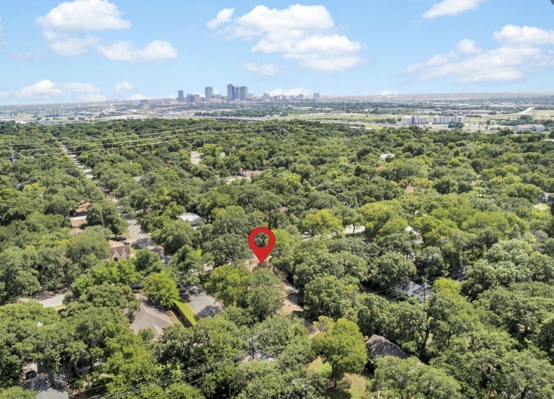 2233 Goldenrod Avenue Fort Worth TX 76111