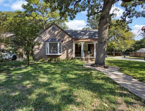 2233 Goldenrod Avenue Fort Worth TX 76111