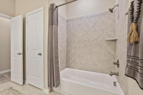 907 Swift Drive Sherman TX 75092