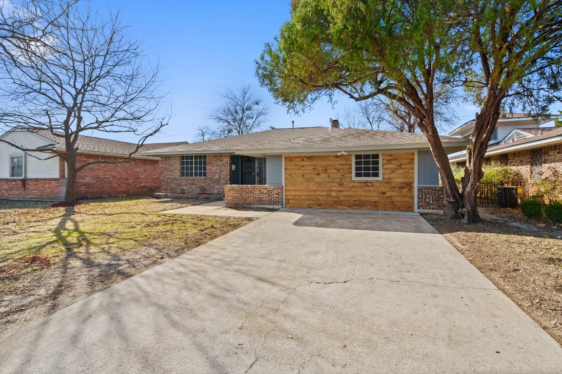 2010 Swansee Drive Dallas TX 75232