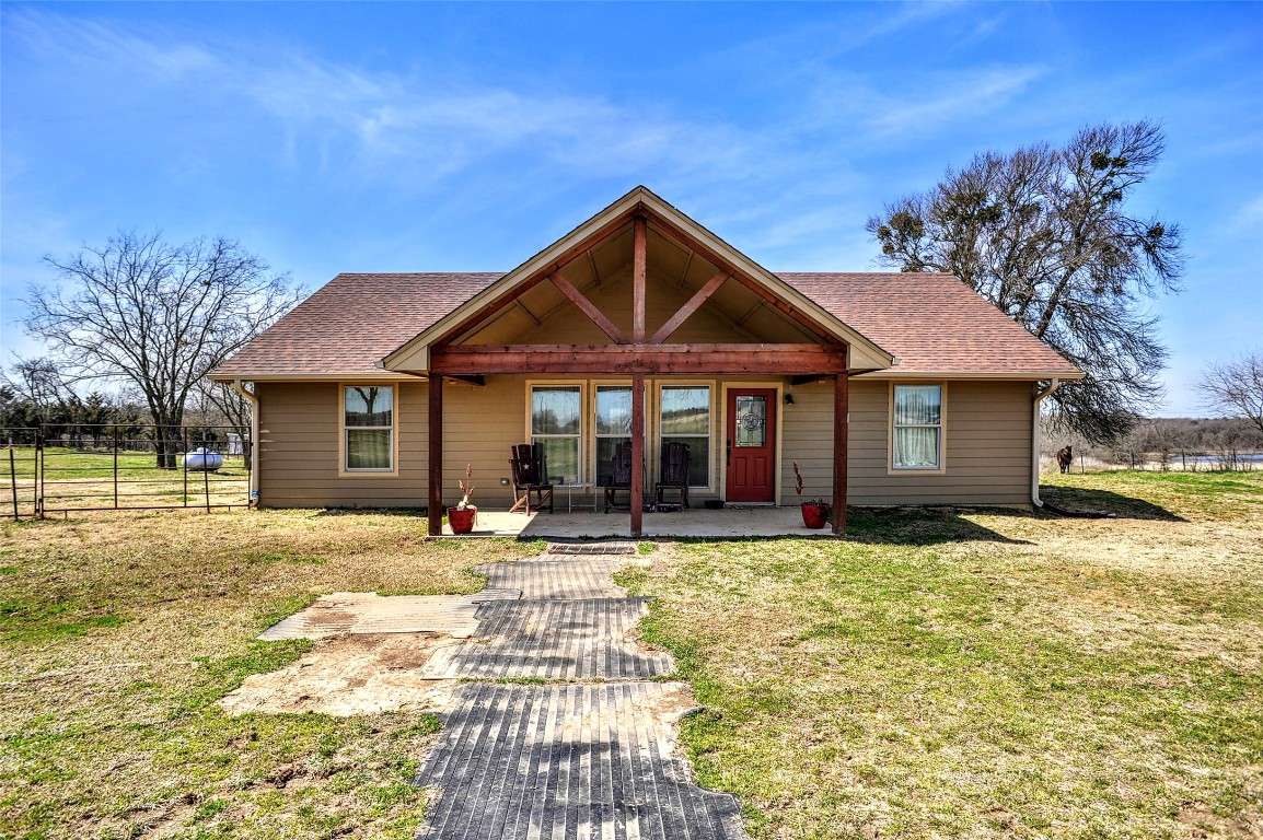 602 N Water Street Savoy TX 75479