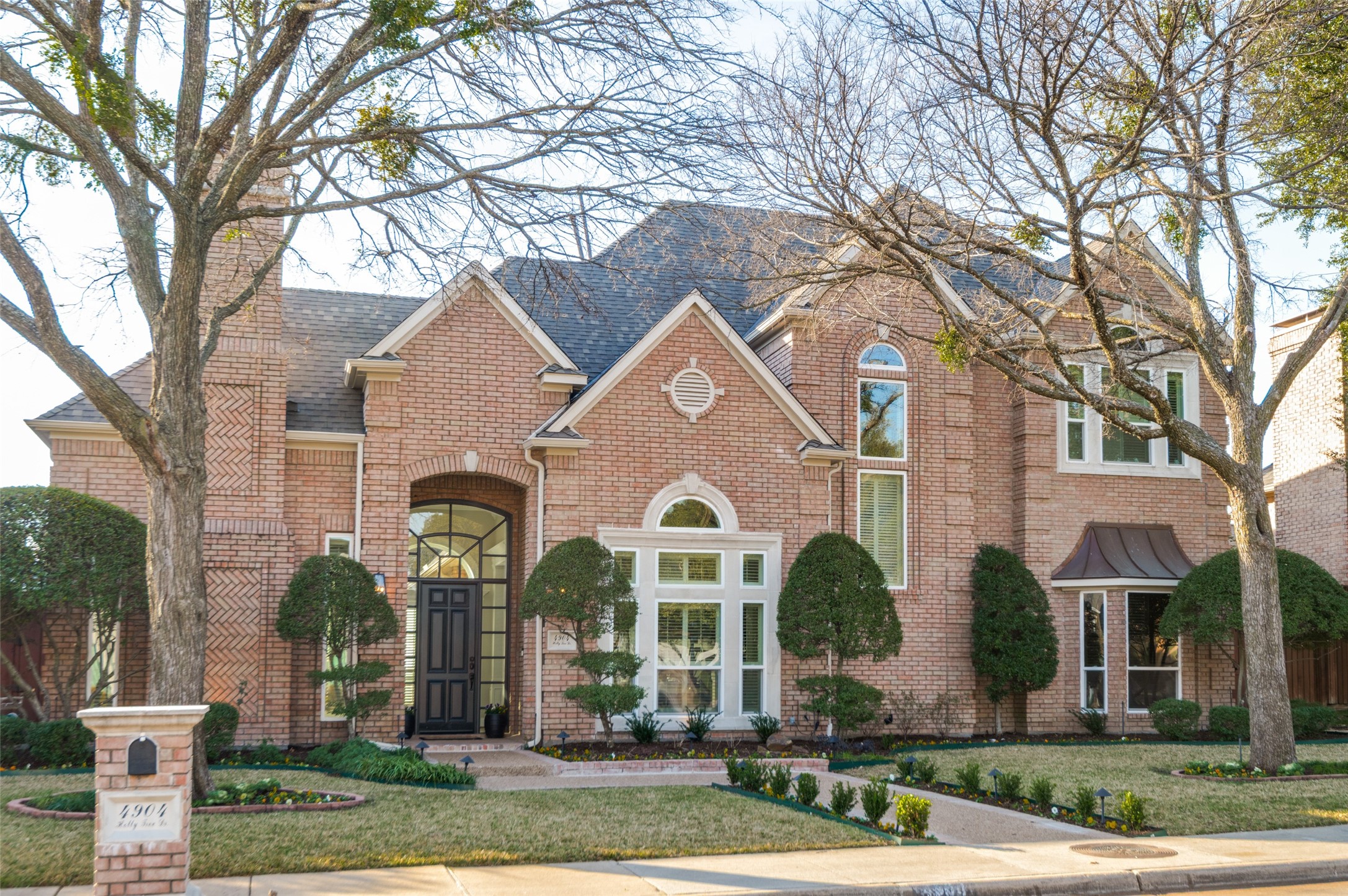4904 Holly Tree Drive Dallas TX 75287