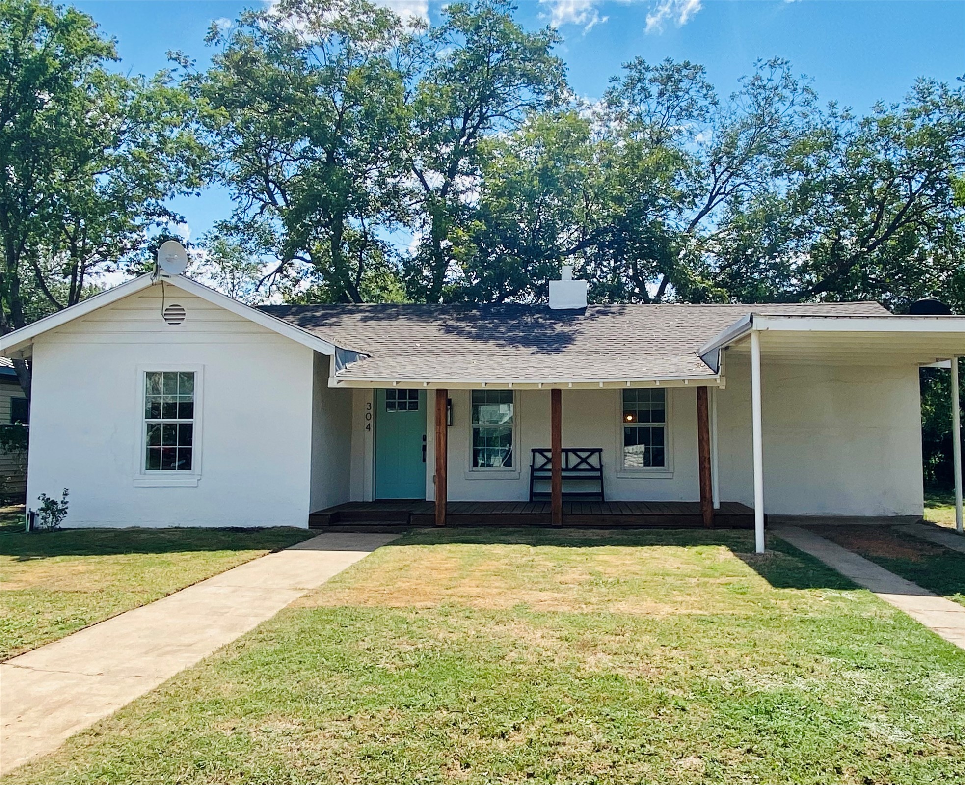 304 Hollywood Street Coleman TX 76834