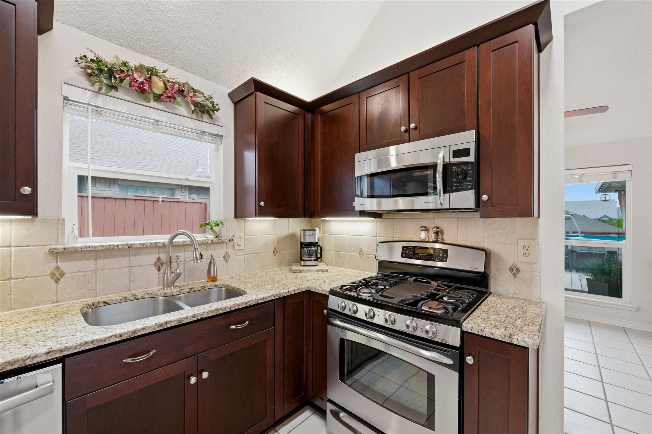 840 Lionel Way Fort Worth TX 76108