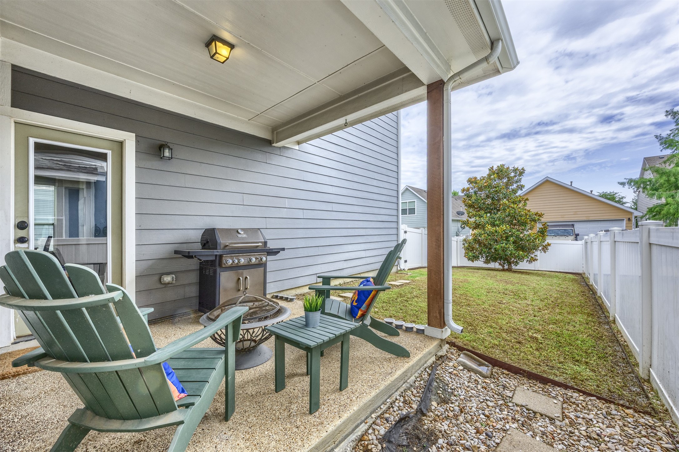 1220 King George Lane Savannah TX 76227