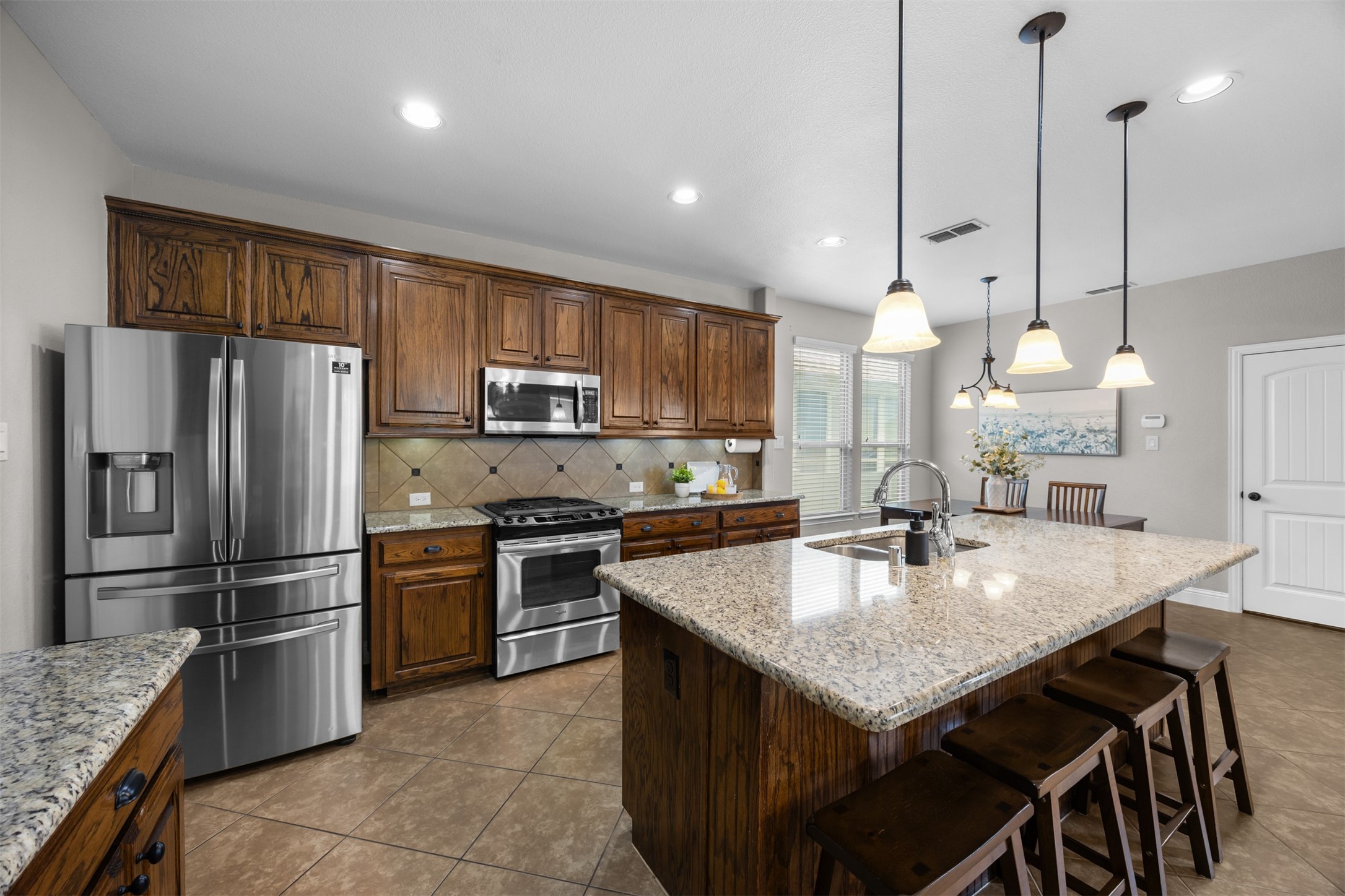 1220 King George Lane Savannah TX 76227