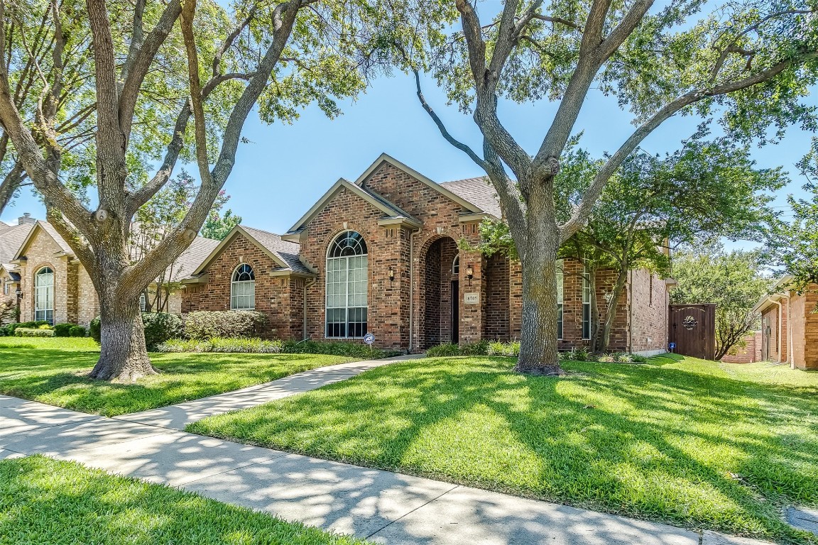 8705 Carlyle Drive Plano TX 75025