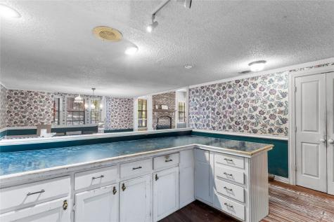 5026 Lost Pine Drive Chandler TX 75758