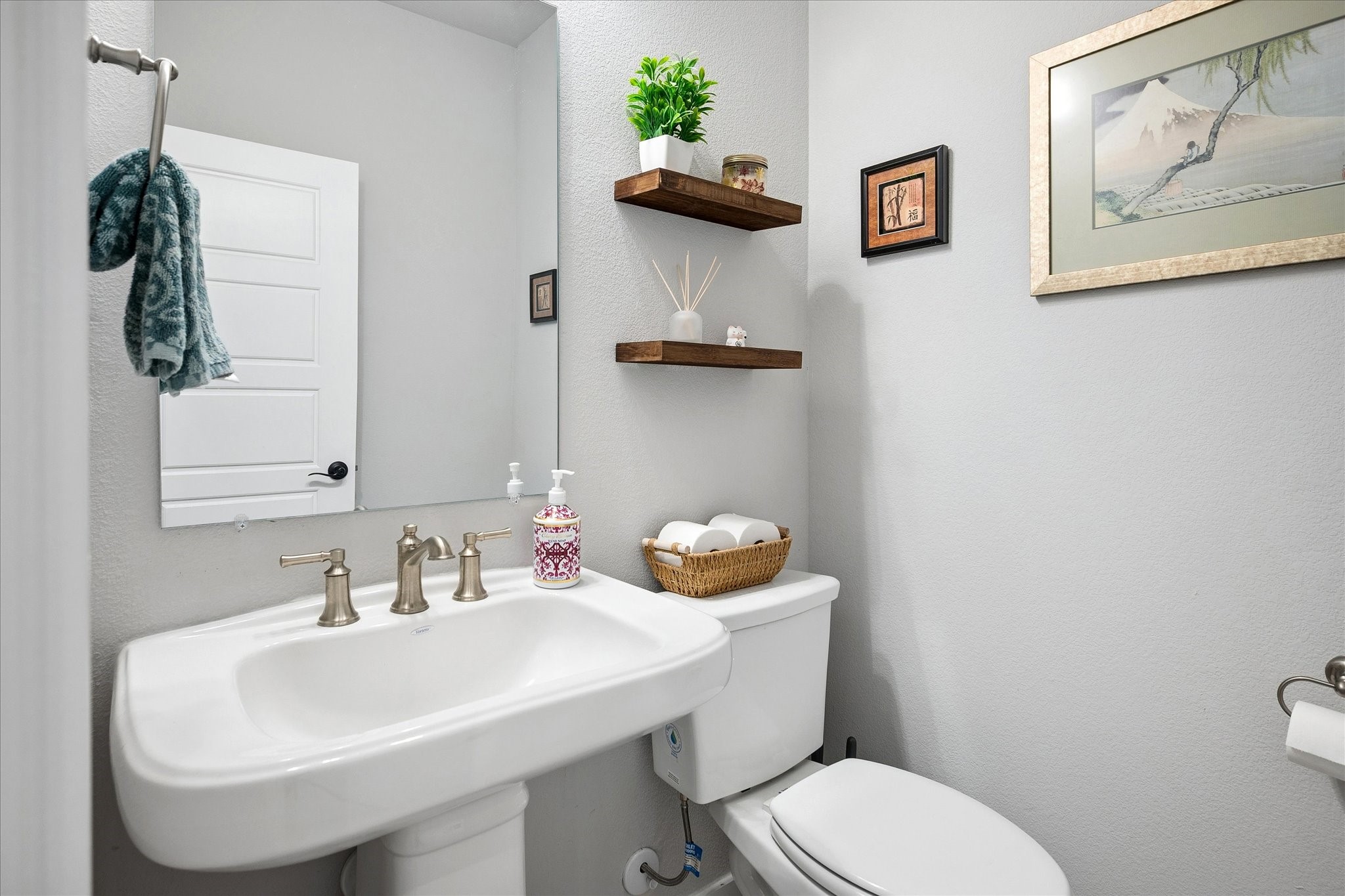 113 Camelia Street Garland TX 75043