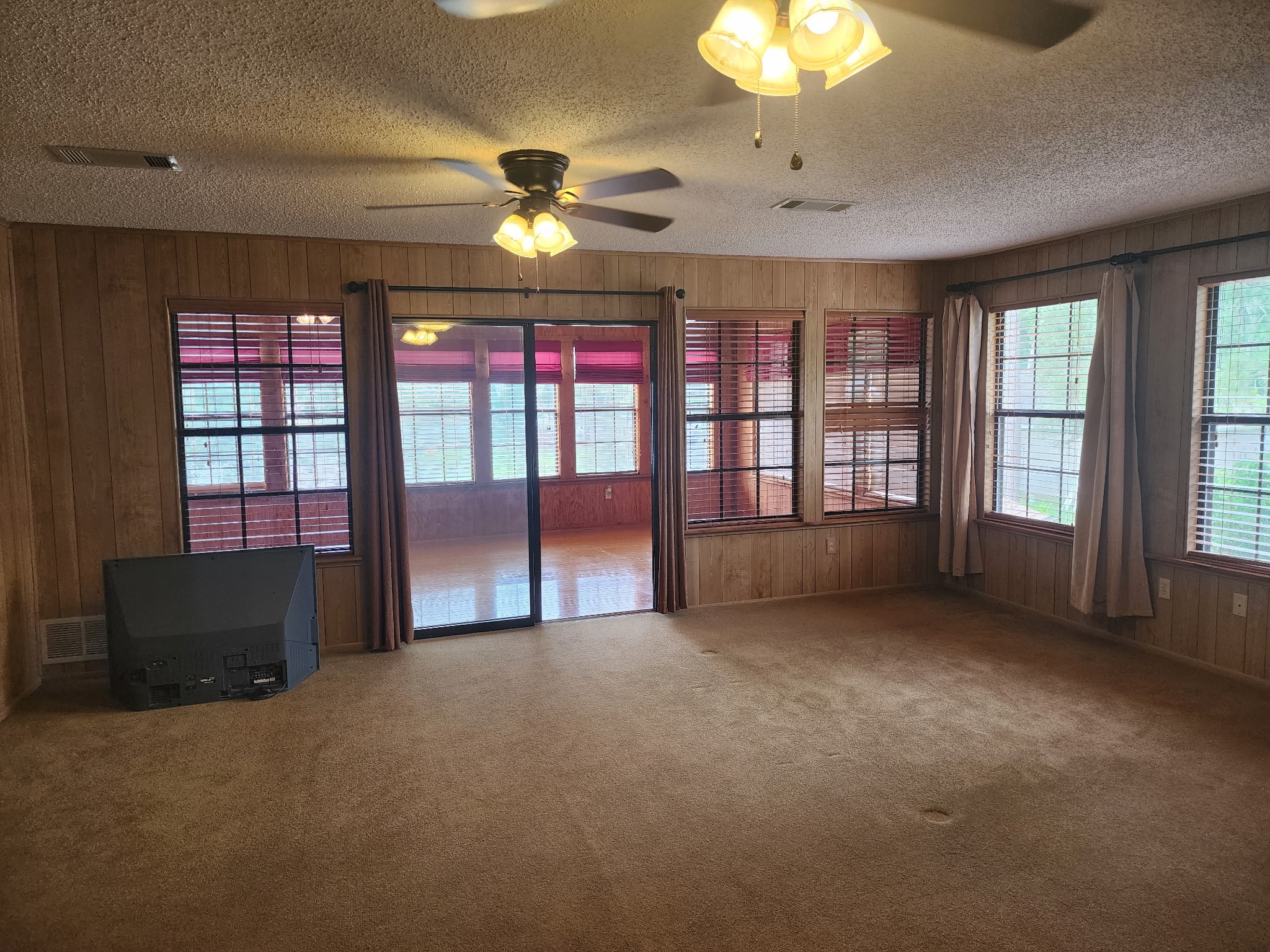 1505 Kanakoa Drive S Tool TX 75143