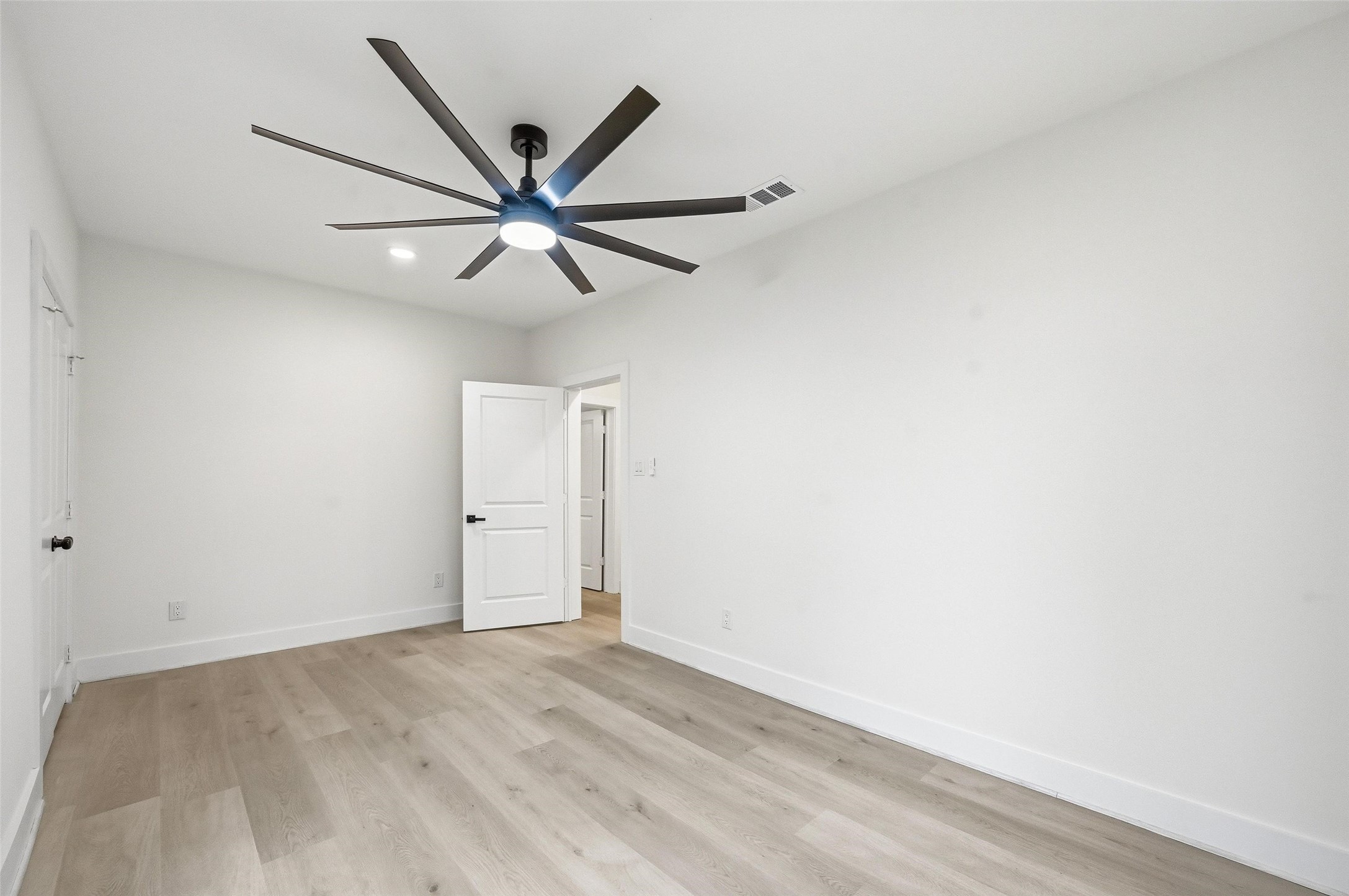 3008 Wilhoit Street Balch Springs TX 75180