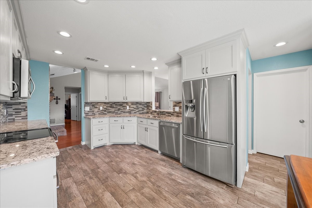 3432 Vine Ridge Bedford TX 76021