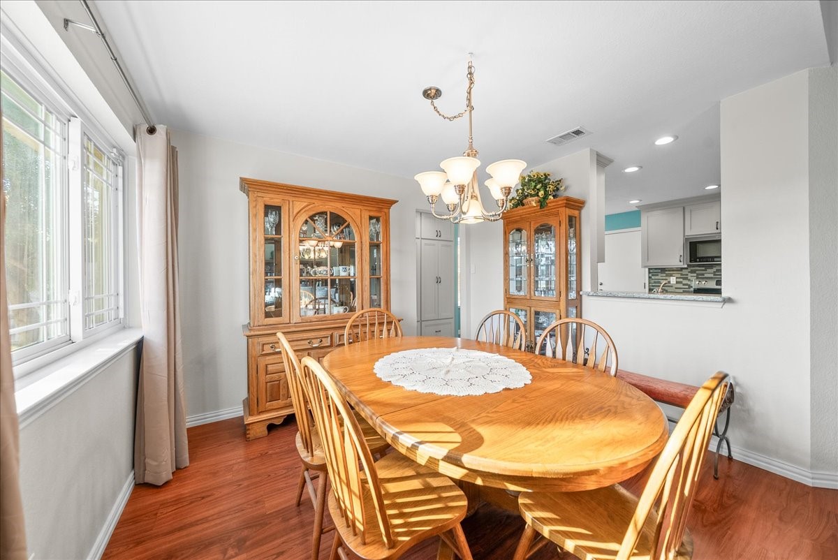 3432 Vine Ridge Bedford TX 76021