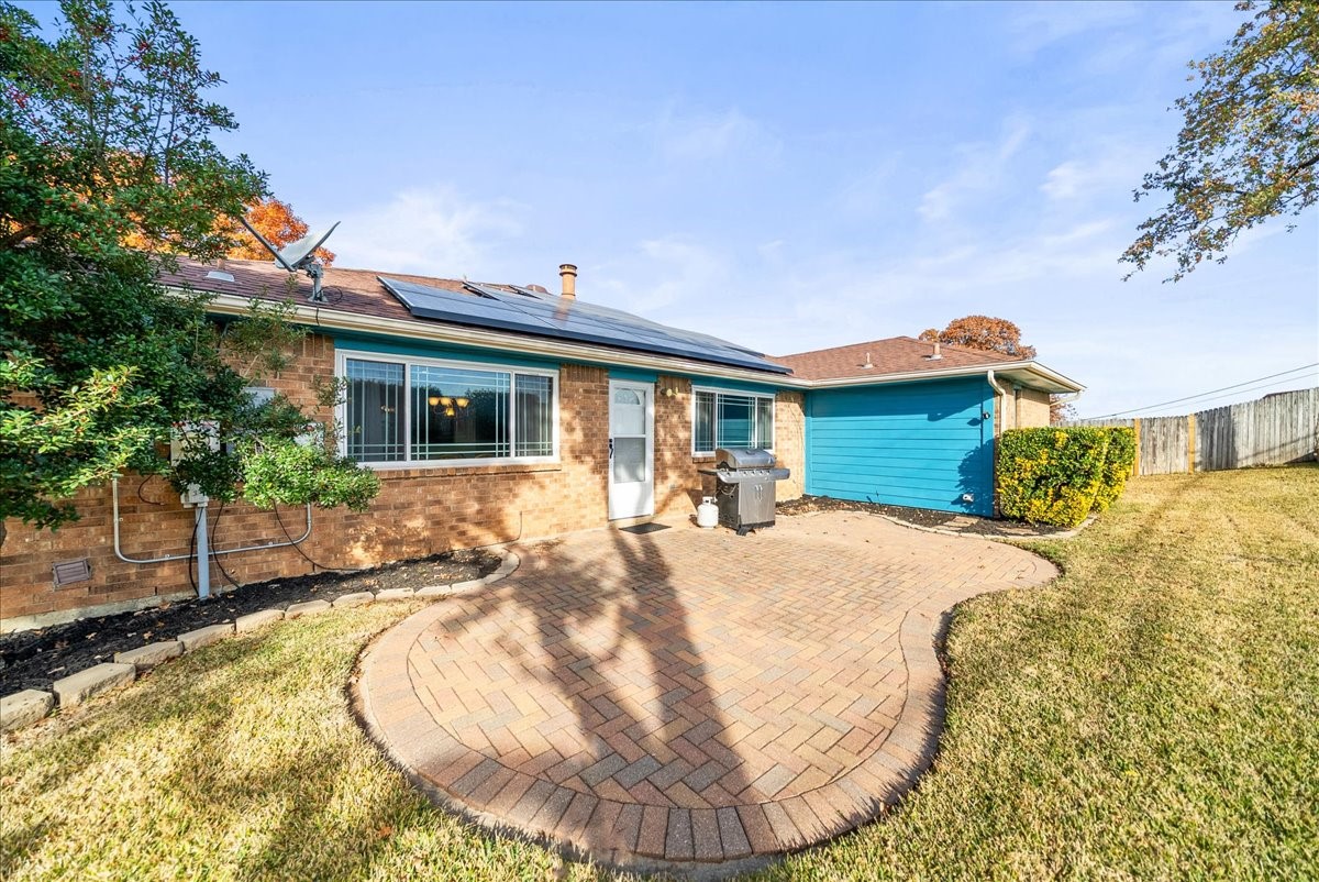 3432 Vine Ridge Bedford TX 76021