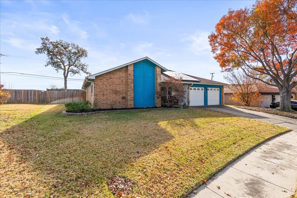 3432 Vine Ridge Bedford TX 76021