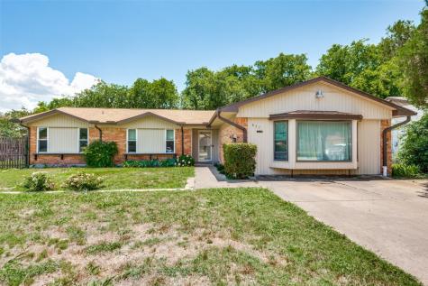 637 W Springdale Lane Grand Prairie TX 75052
