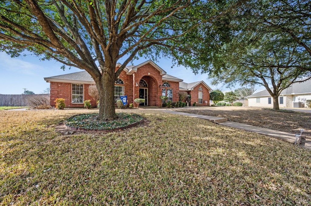 1420 Radisson Drive Hewitt TX 76643