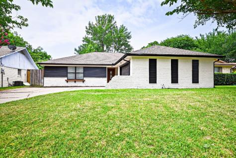 329 Kirby Creek Drive Grand Prairie TX 75052