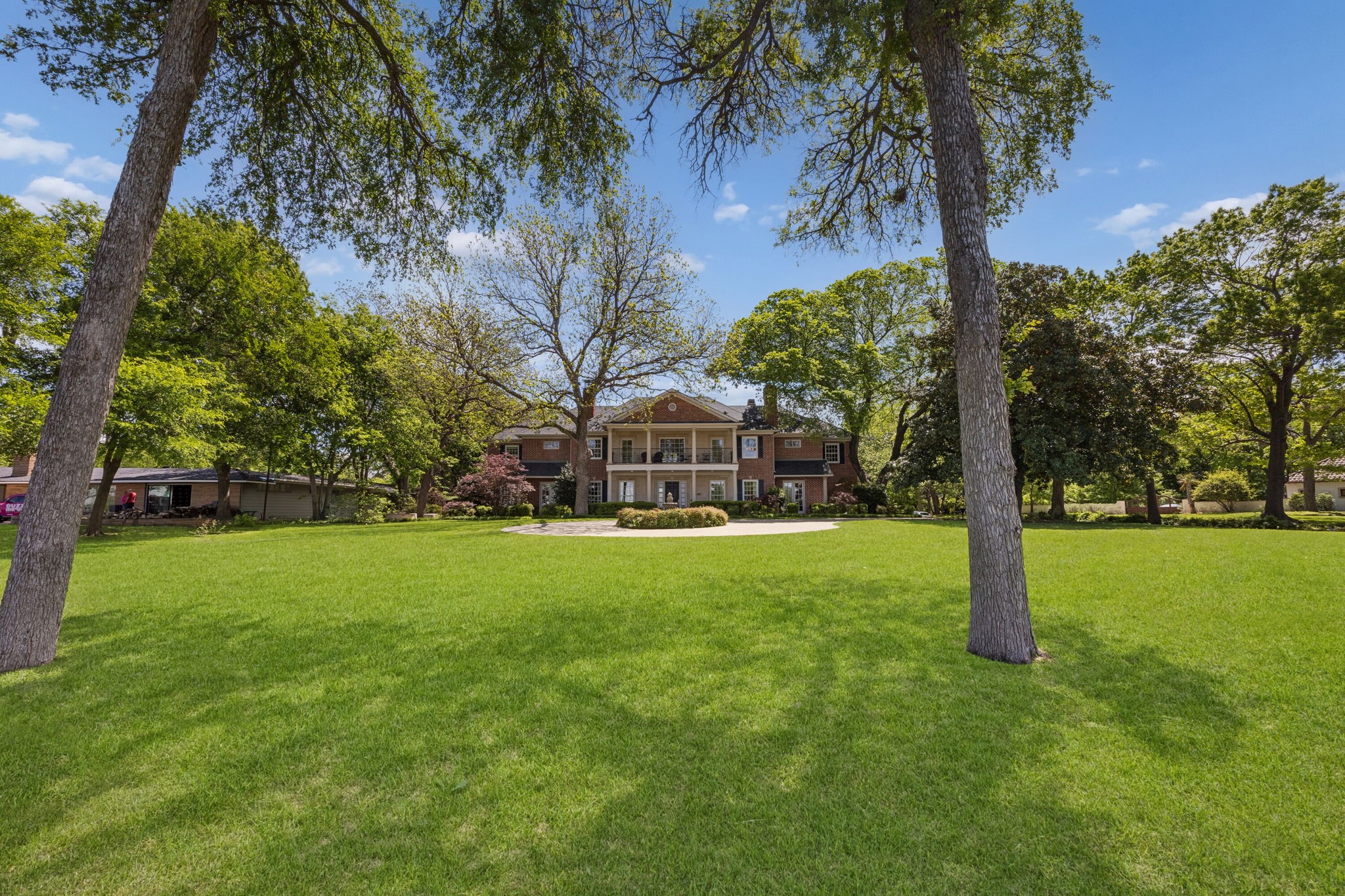 8210 Garland Road Dallas TX 75218