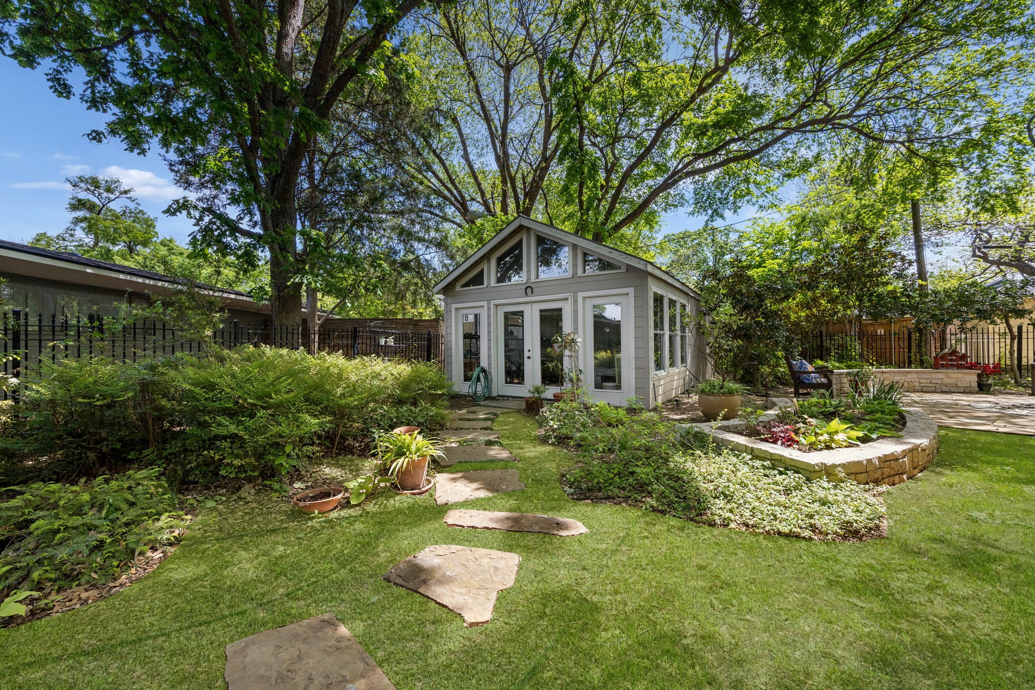8210 Garland Road Dallas TX 75218