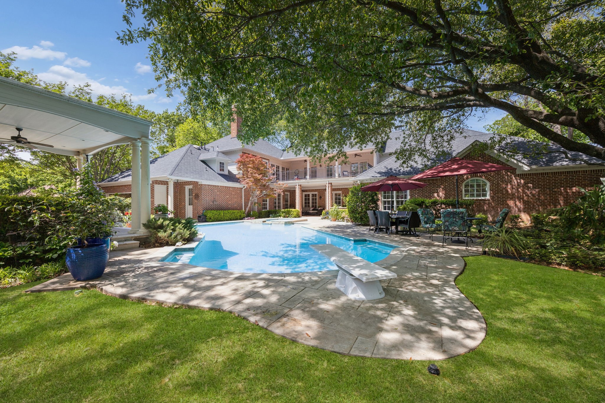 8210 Garland Road Dallas TX 75218