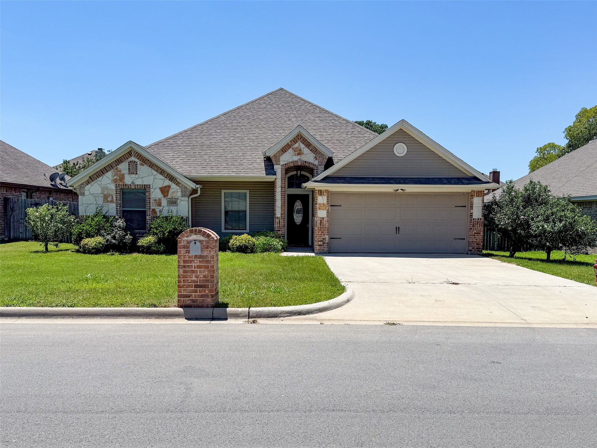 1209 Butterfield Street Bridgeport TX 76426