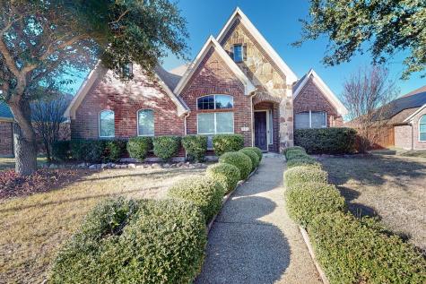 521 Glacier Street Desoto TX 75115