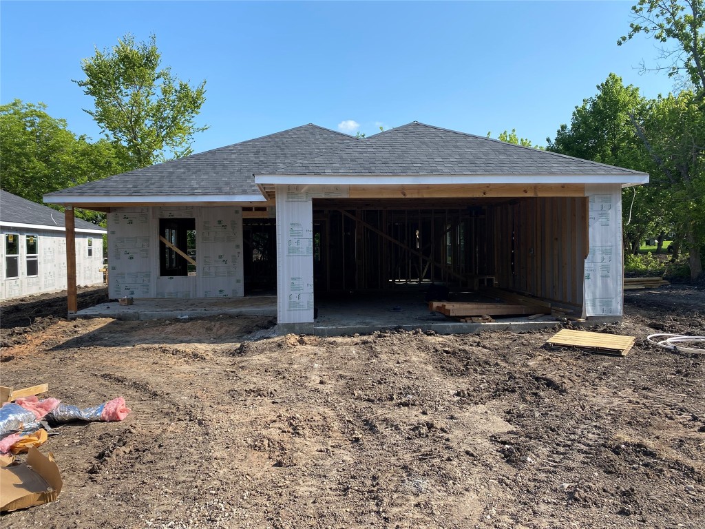 311 W Oak Street Whitewright TX 75491