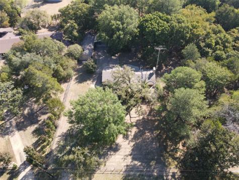 496 Woodlake Road Denison TX 75021