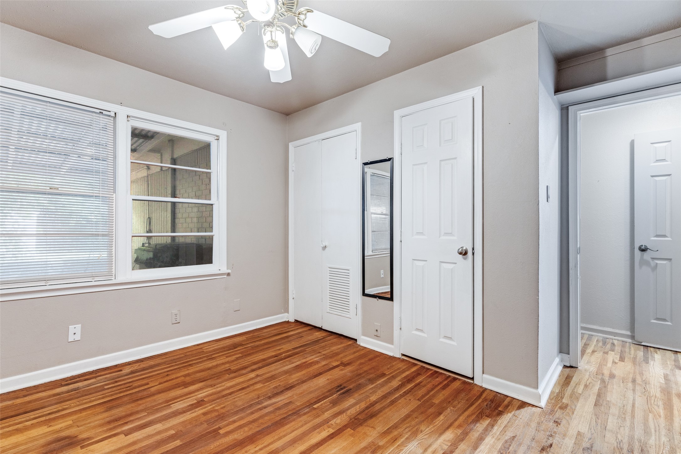 5901 Circular Drive North Richland Hills TX 76117