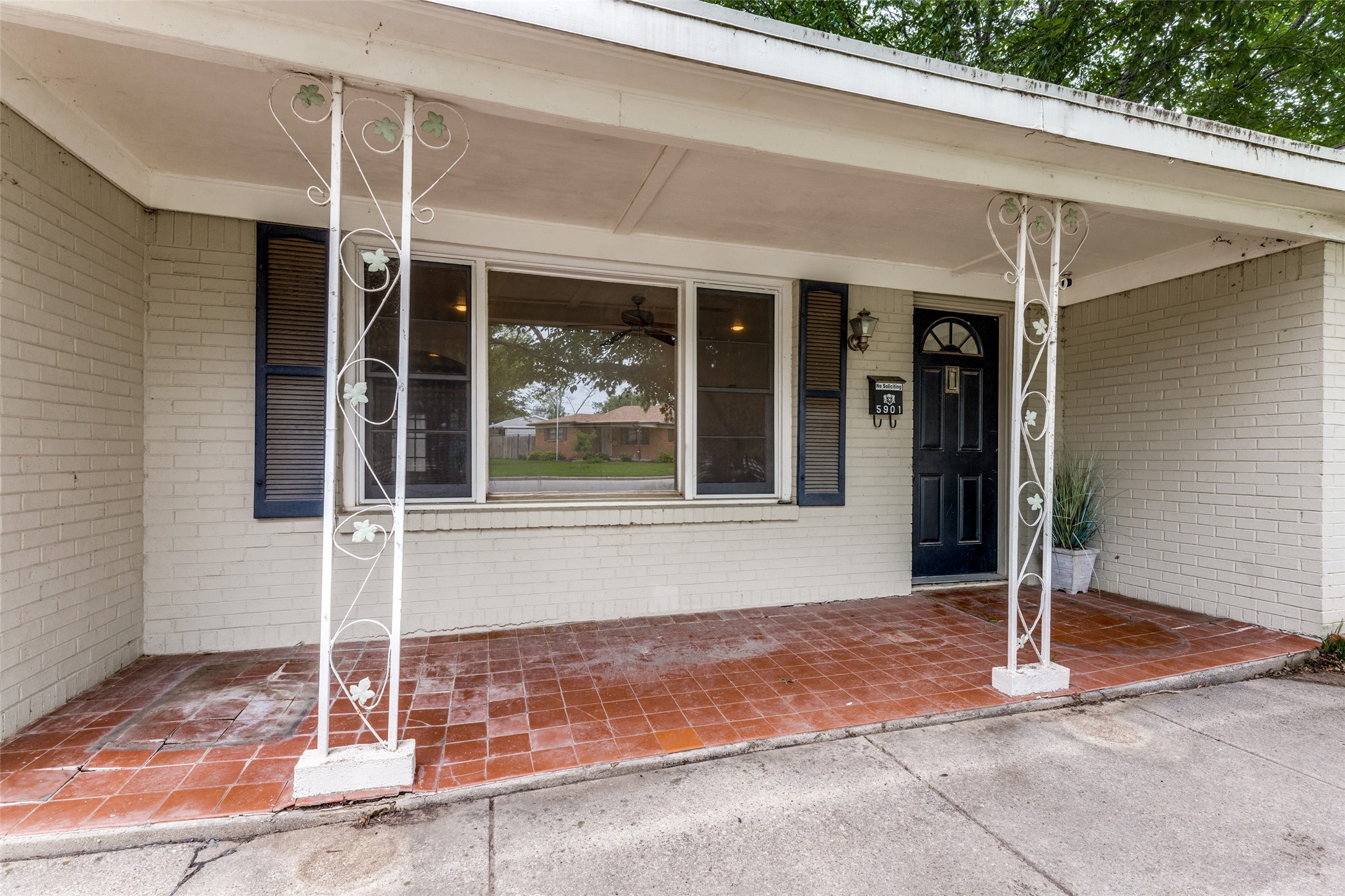 5901 Circular Drive North Richland Hills TX 76117