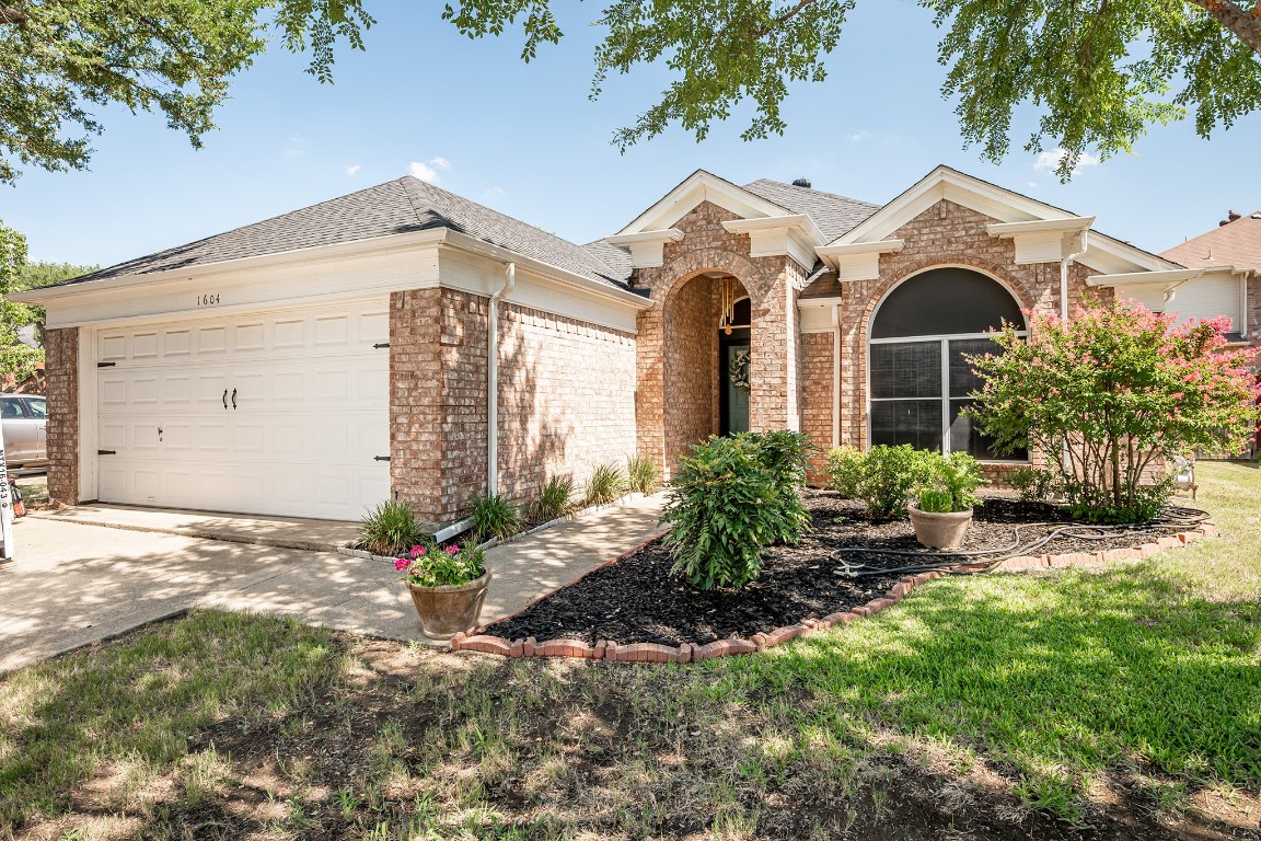 1604 Highdale Court Flower Mound TX 75028